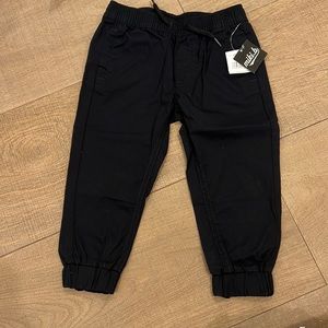 NWT black basic jogger size 2T